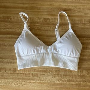 Ebb to street lululemon bra size 4 white
